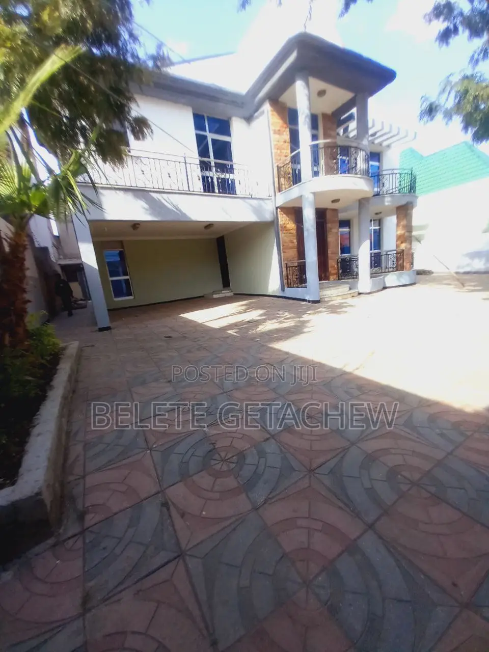 7bdrm House in Ayat Compound G+2,, Bole for sale
