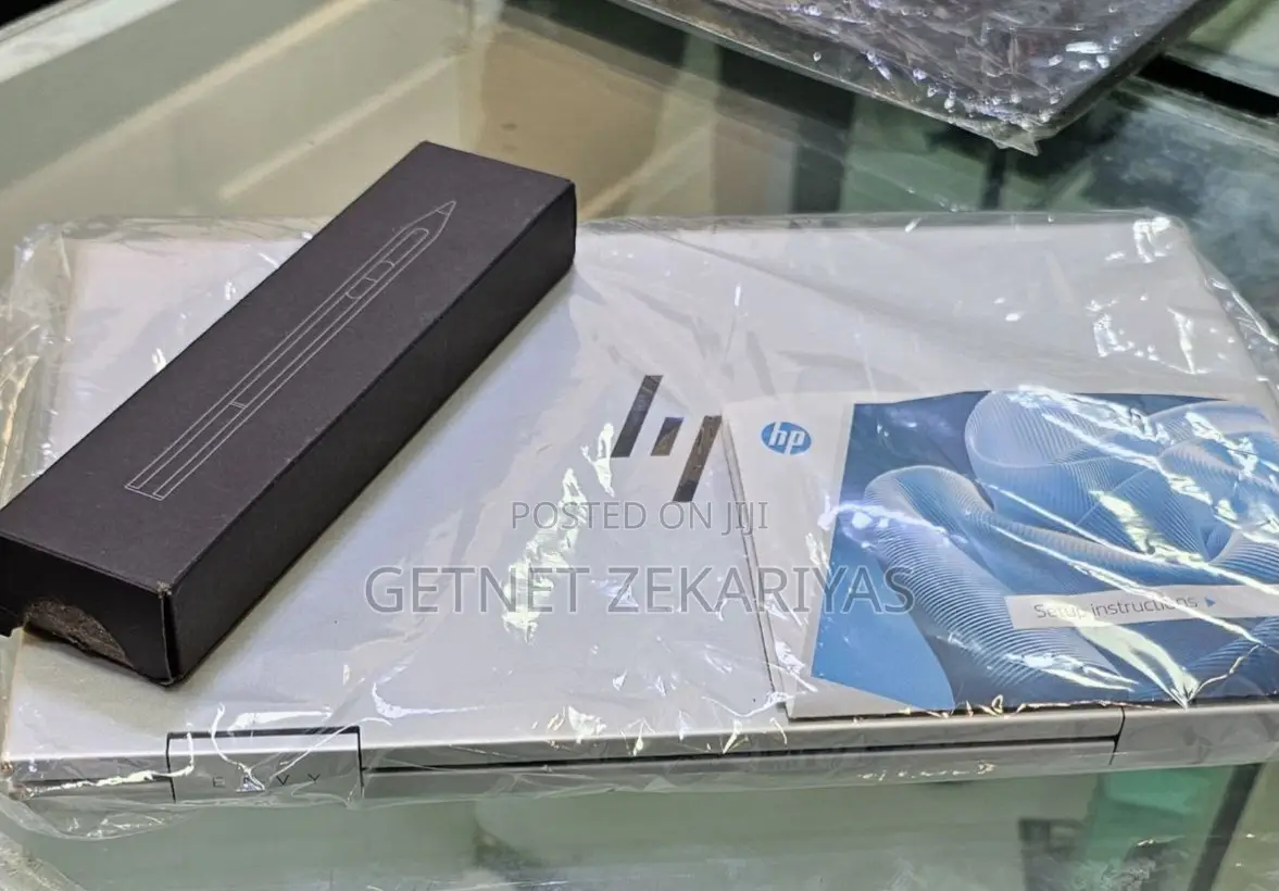 New Laptop HP Envy 14 16GB Intel Core I7 SSD 1T