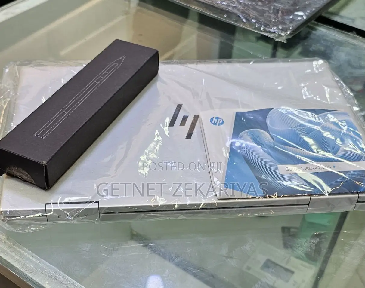 New Laptop HP Envy 14 16GB Intel Core I7 SSD 1T