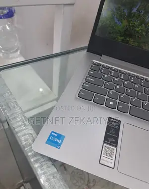 New Laptop Lenovo Ideapad 3 8GB Intel Core I3 SSD 256GB