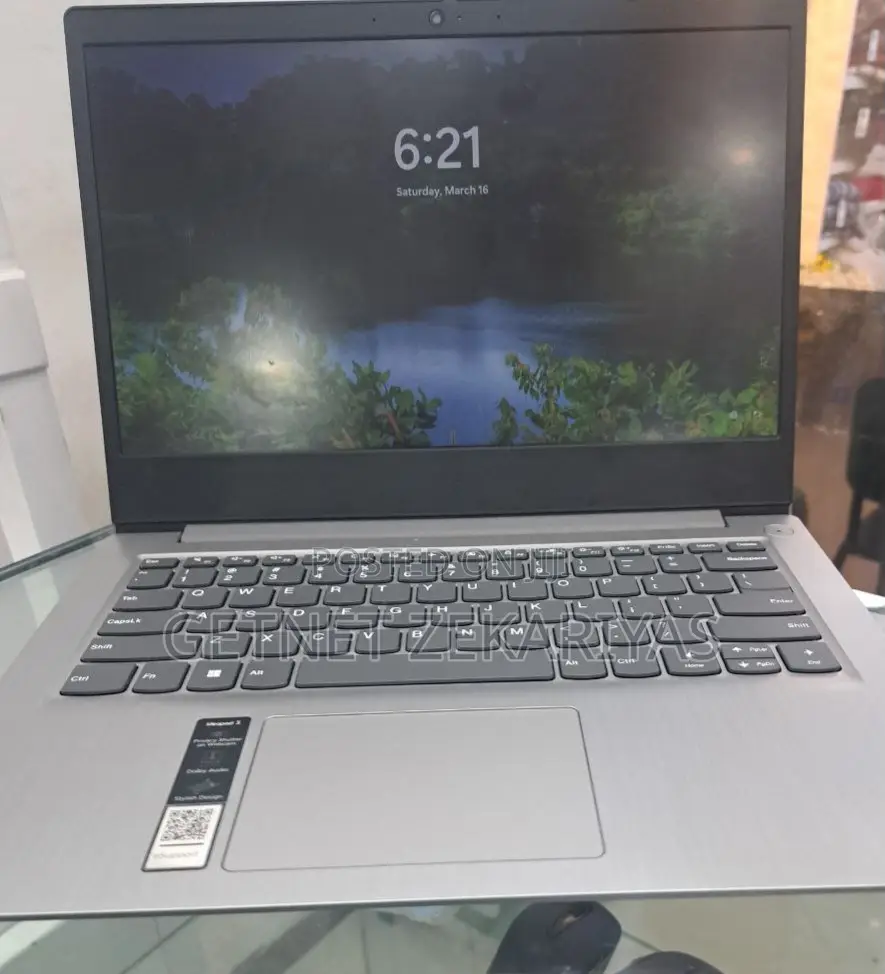 New Laptop Lenovo Ideapad 3 8GB Intel Core I3 SSD 256GB