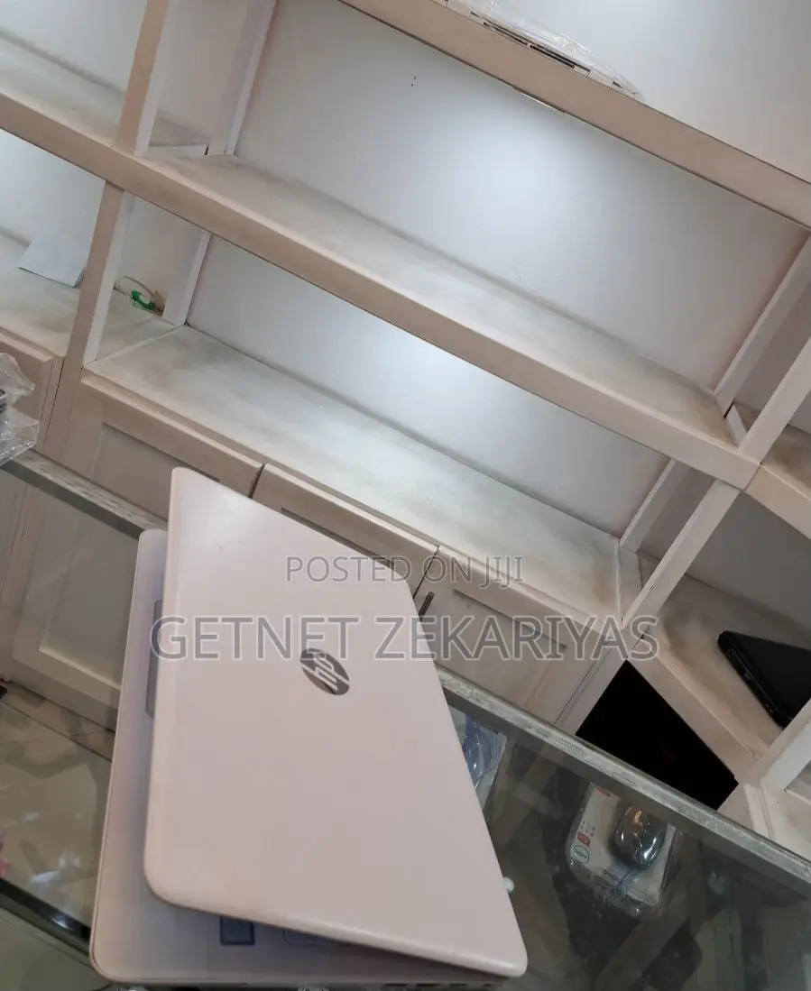 New Laptop HP Pavilion 15 8GB Intel Core I5 SSD 1T