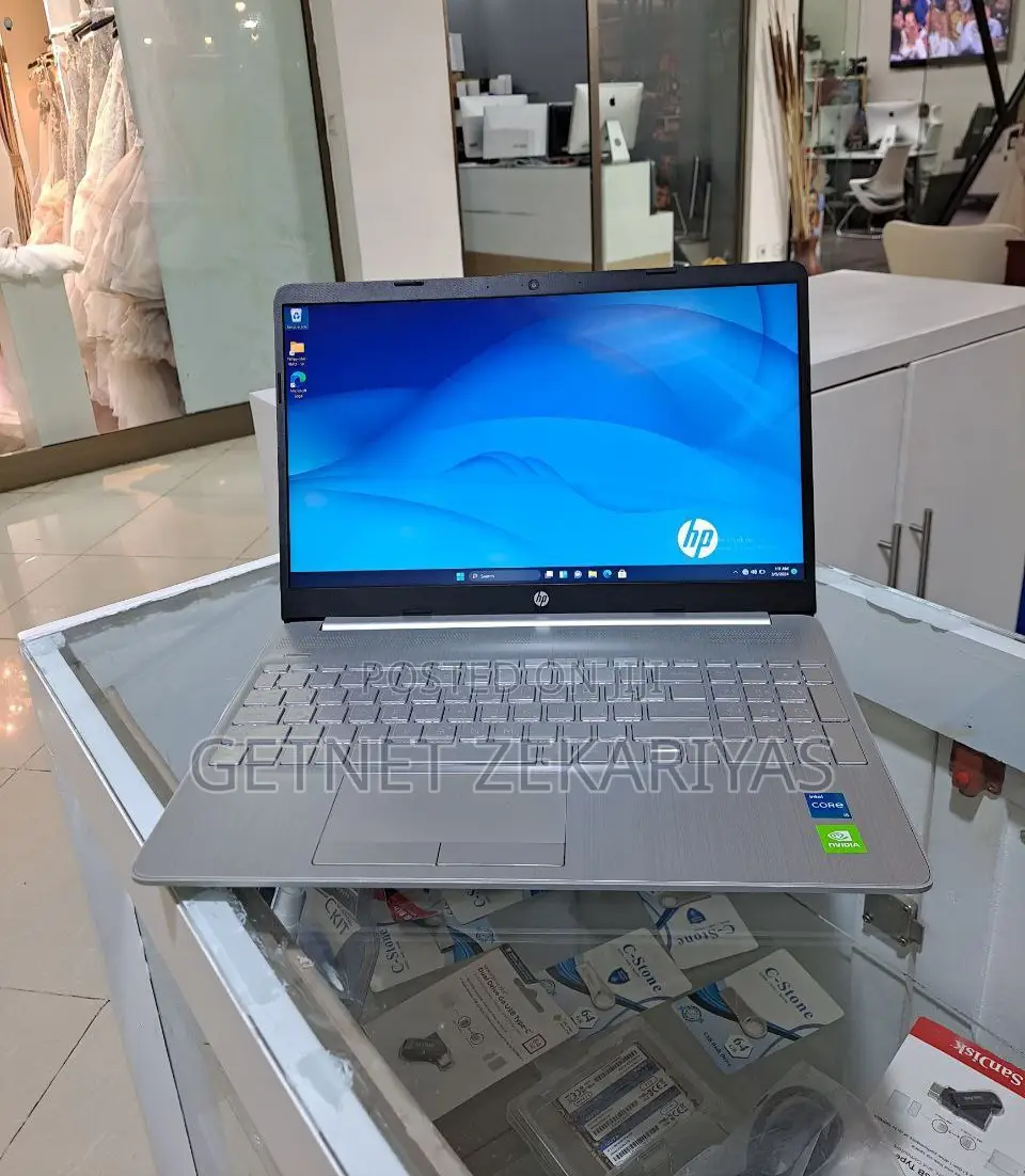 New Laptop HP Stream Notebook 16GB Intel Core I5 SSD 512GB