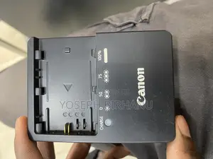 Photo - E6N Canon Camera Battery Charger