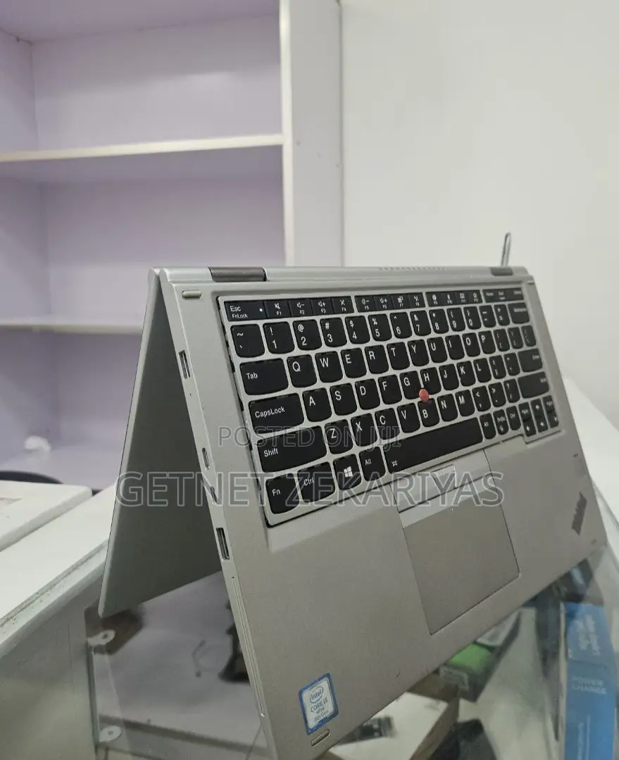 New Laptop Lenovo ThinkPad Yoga 16GB Intel Core I5 SSD 512GB