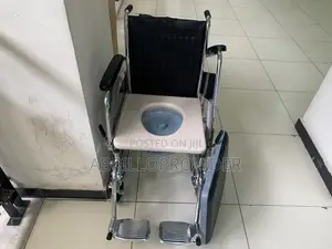 Commode Wheelchair Toilet Wheelchair Wheelchair Wheelchair