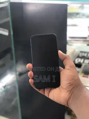 Apple iPhone 12 64 GB Blue