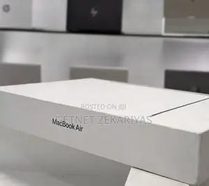 New Laptop Apple MacBook Air 2022 M2 8GB Apple M2 SSD 256GB