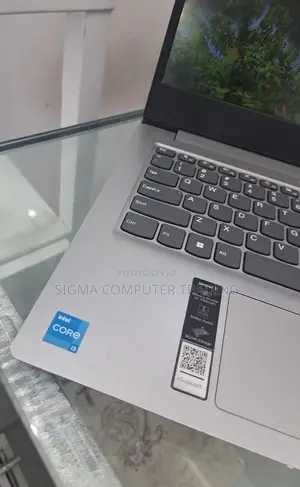New Laptop Lenovo Ideapad 3 8GB Intel Core I3 SSD 256GB