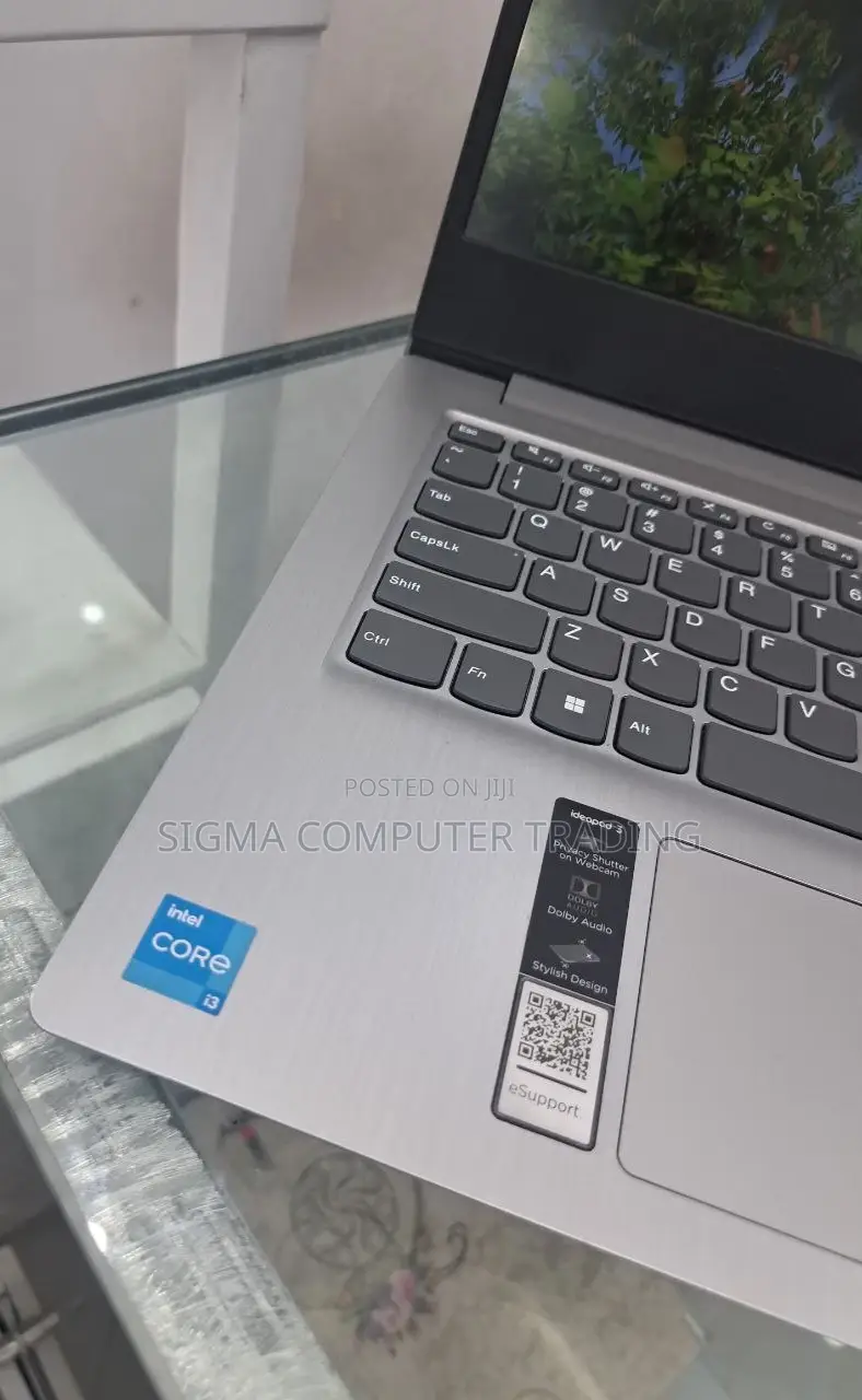 New Laptop Lenovo Ideapad 3 8GB Intel Core I3 SSD 256GB