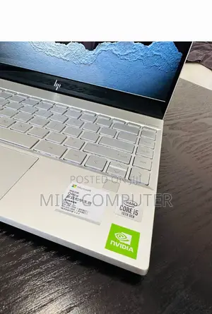 New Laptop HP Pavilion 15 8GB Intel Core i5 SSD 512GB