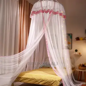 ዘመናዊ ክብ አጎበር