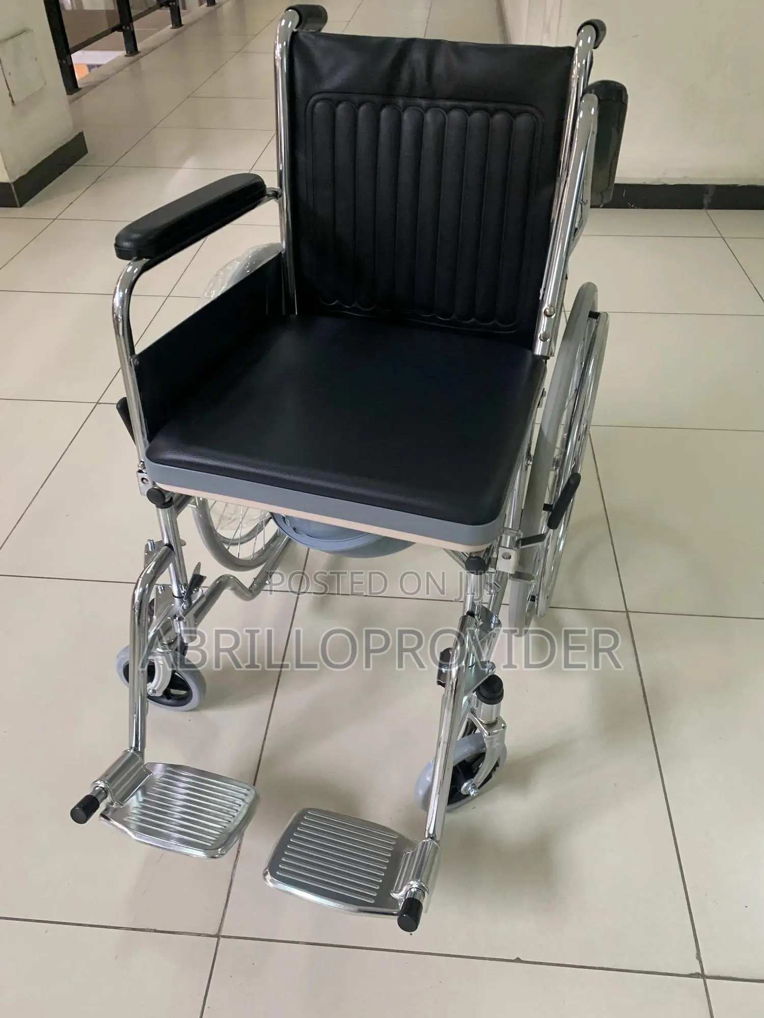 Toilet Bathrooms Wheelchair Wheelchair Wheelchair Wheelchair