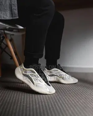 Adidas Yeezy 700 V3 | Cream Color