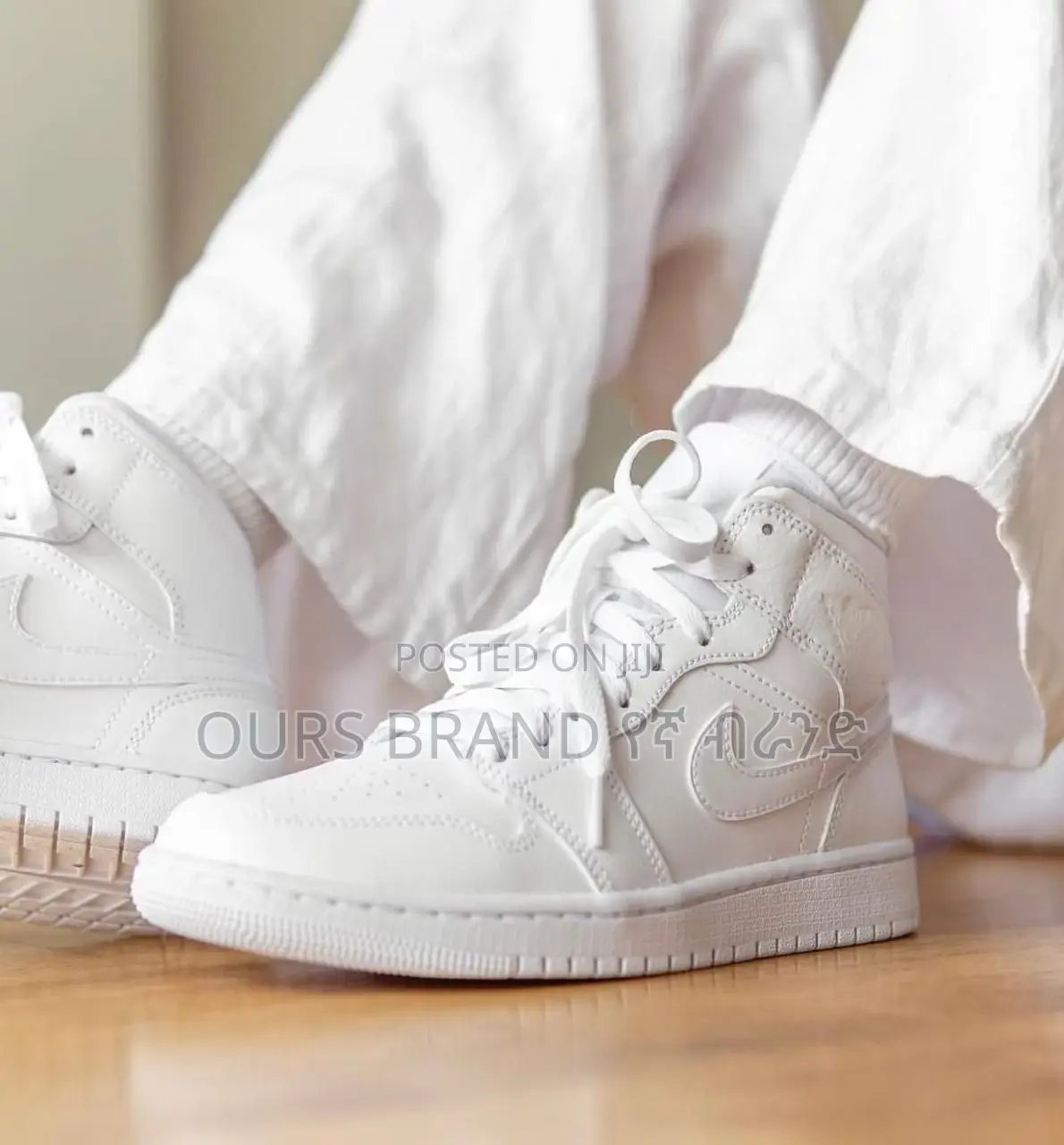 Nike Air Jordan 1 Triple White" Low Shoes for Men's