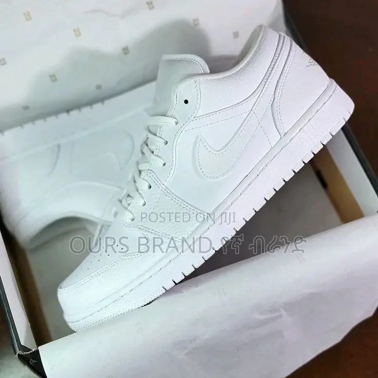 Nike Air Jordan 1 Triple White" Low Shoes for Men's