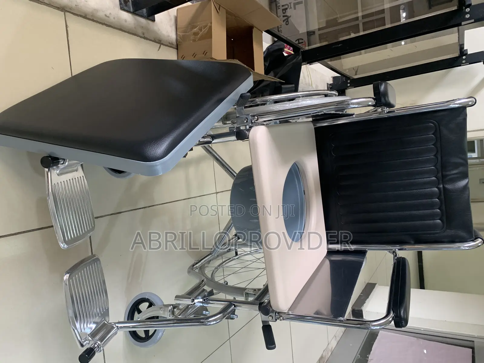 Toilet and Access Shower Wheelchair<Wheelchair<Wheelchair>