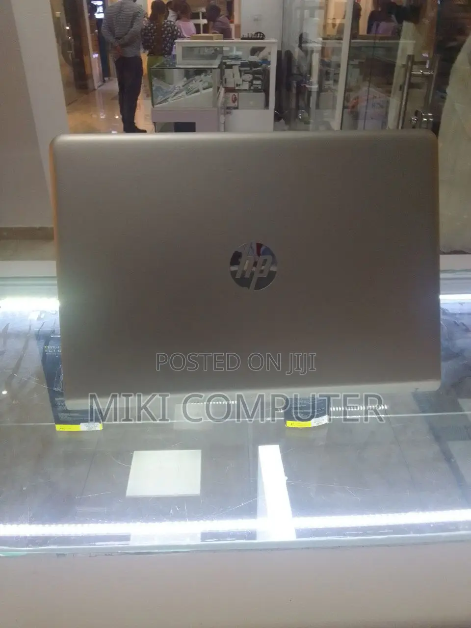 New Laptop HP Pavilion 15 8GB Intel Core I3 HDD 1T