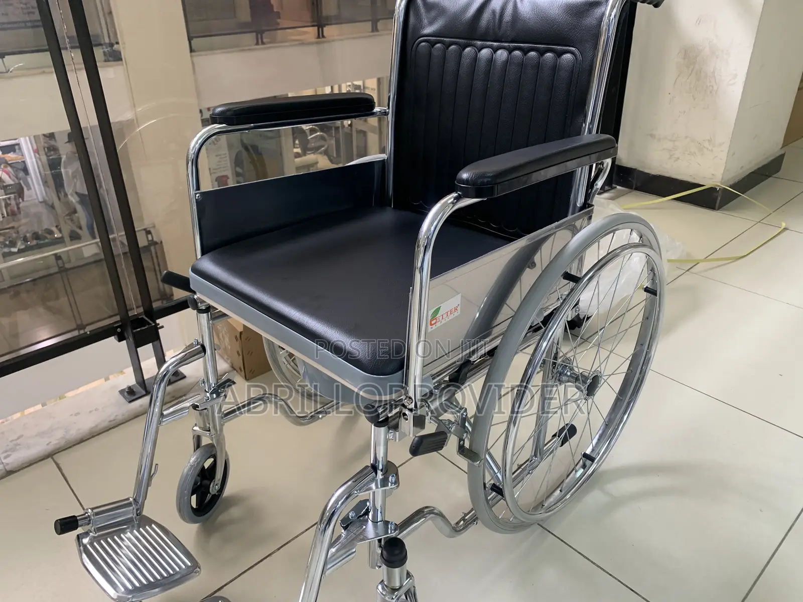 Toilet Wheelchair€Commode Shower Wheelchair£Wheelchair