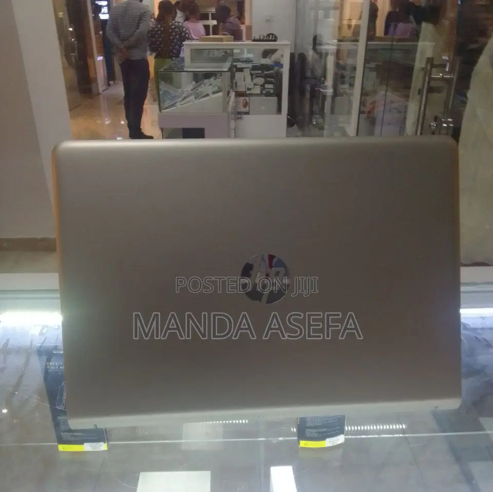 New Laptop HP Pavilion 15 8GB Intel Core I3 HDD 1T