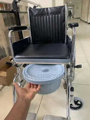 Removable Wheelchair€Commode Wheelchair£Wheelchair¥New Pack
