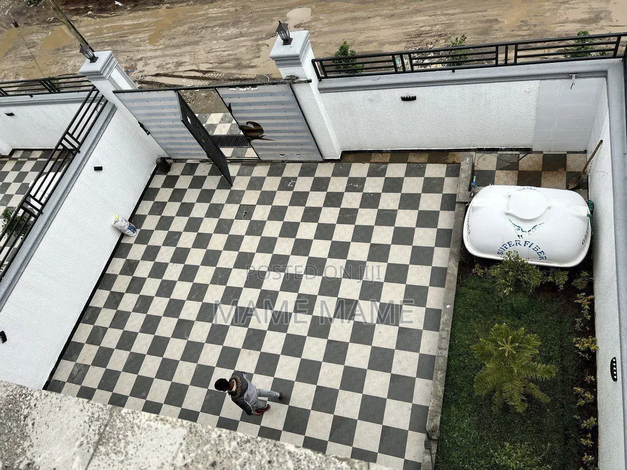 6bdrm House in Addis Abeba, Bole for sale