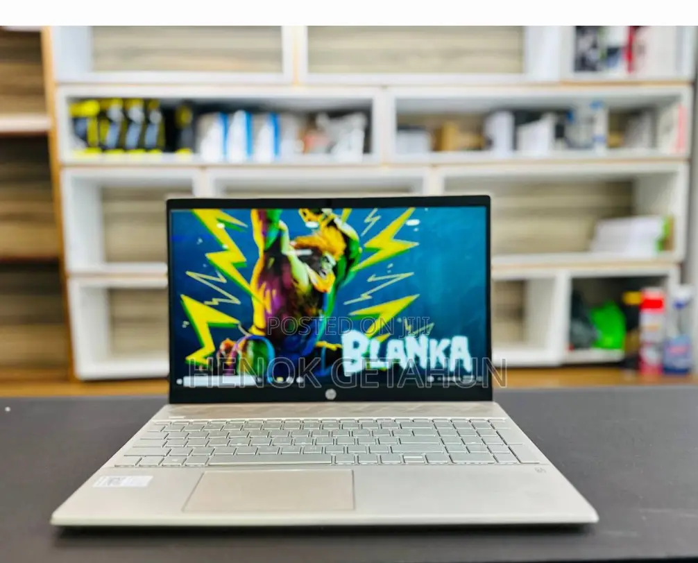 New Laptop HP Pavilion 15 8GB Intel Core I5 SSD 512GB