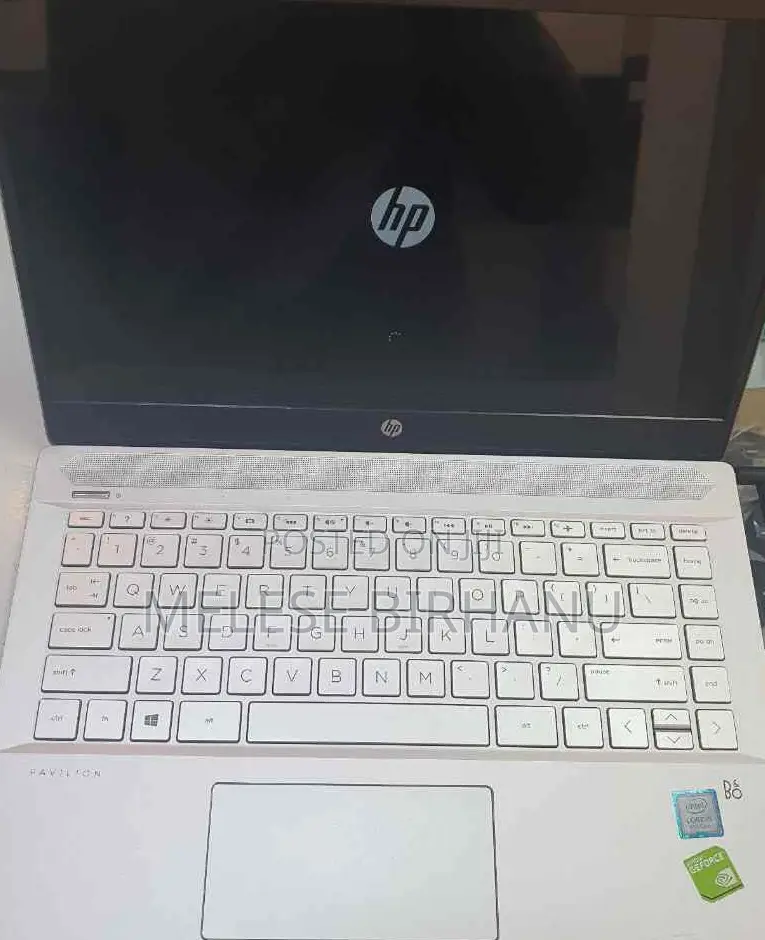 New Laptop HP Pavilion 14 8GB Intel Core I5 SSD 256GB