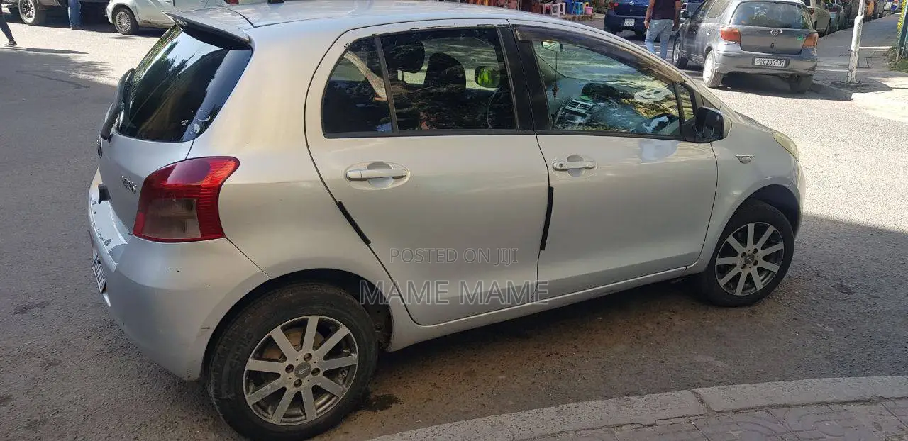 Toyota Yaris 2006 Silver