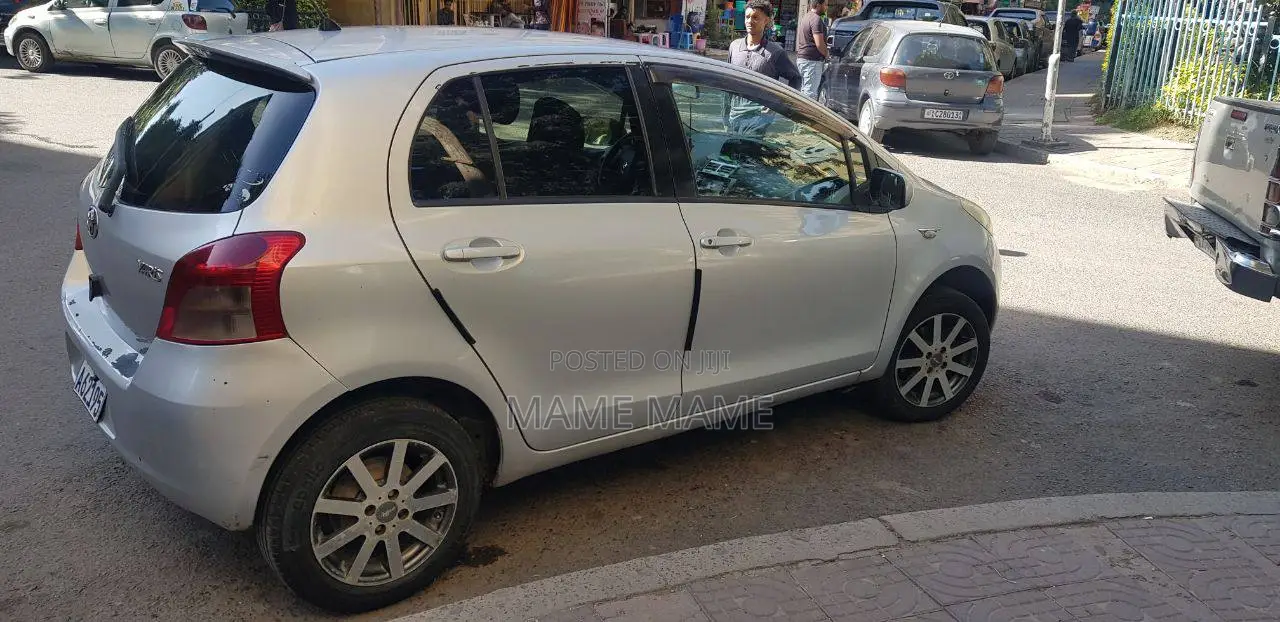 Toyota Yaris 2006 Silver