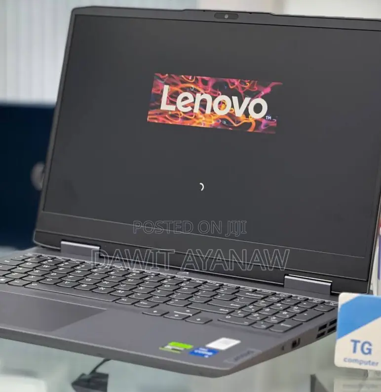 New Laptop Lenovo 8GB Intel Core I5 SSD 1T
