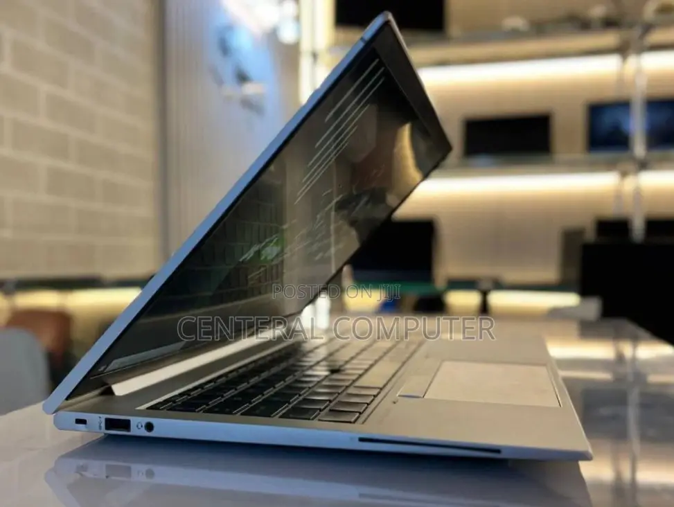 New Laptop HP EliteBook 8770W 16GB Intel Core I7 SSD 512GB