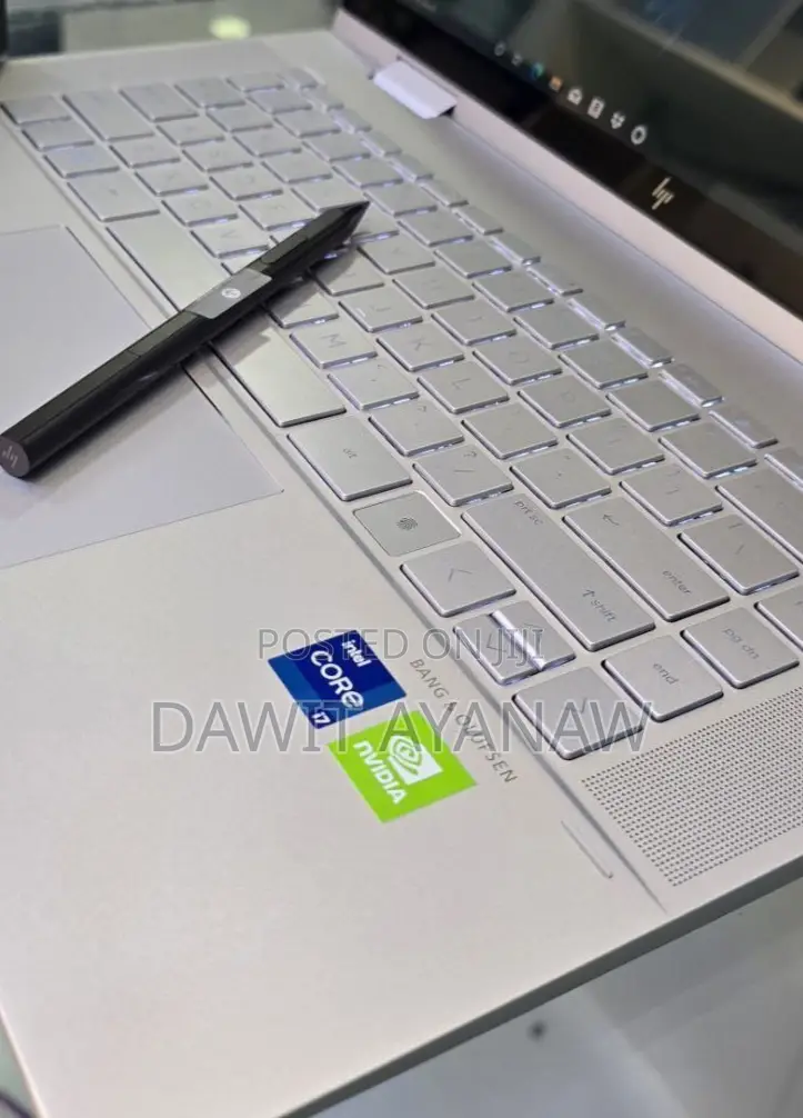 New Laptop HP Envy X360 16GB Intel Core I7 SSD 1T