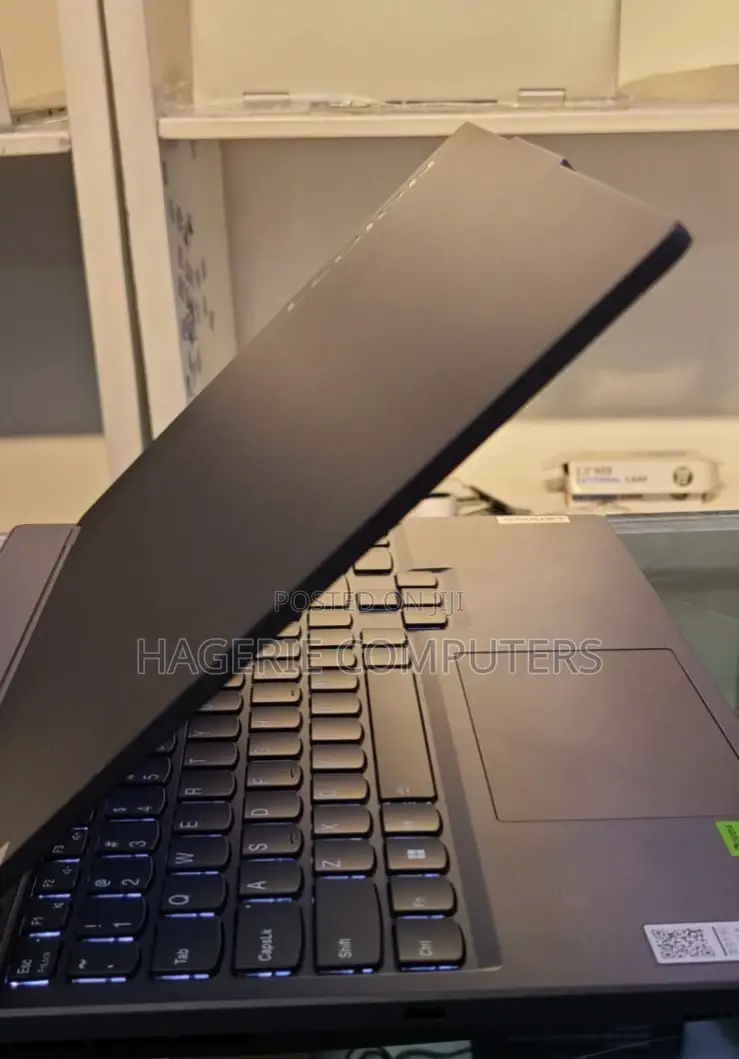 New Laptop Lenovo Legion 5 16GB AMD Ryzen 7 SSD 512GB