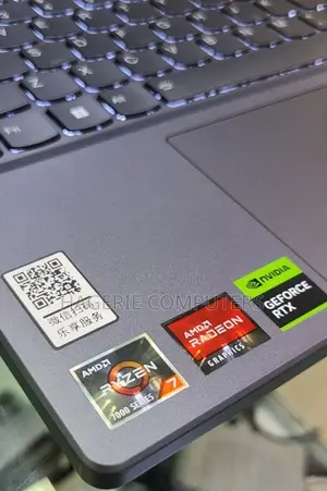 New Laptop Lenovo Legion 5 16GB AMD Ryzen 7 SSD 512GB