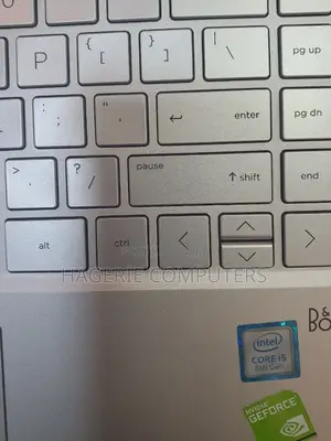 Laptop HP Pavilion 14 8GB Intel Core I5 HDD+SSD 1.5T