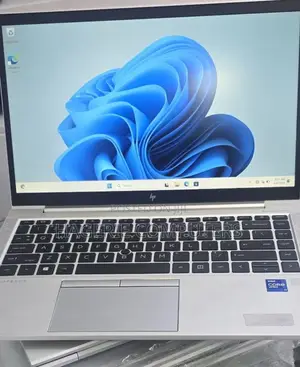 Photo - Laptop HP EliteBook 840 G8 16GB Intel Core I7 SSD 512GB