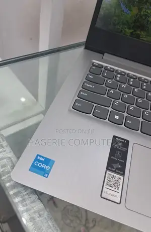 New Laptop Lenovo IdeaPad Z575 8GB Intel Core I3 SSD 256GB