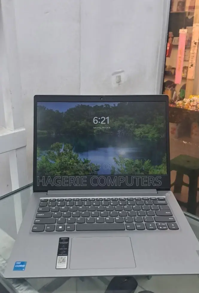 New Laptop Lenovo IdeaPad Z575 8GB Intel Core I3 SSD 256GB