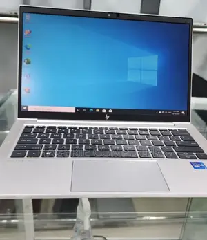 New Laptop HP EliteBook 830 16GB Intel Core I7 SSD 1T