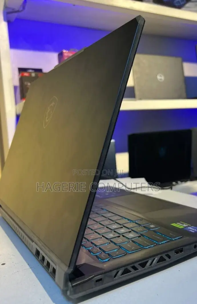 New Laptop MSI 16GB Intel Core I7 SSD 512GB