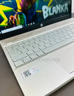 New Laptop HP Pavilion 13 X360 8GB Intel Core I7 SSD 512GB