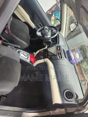 Toyota Rush 2022 Silver