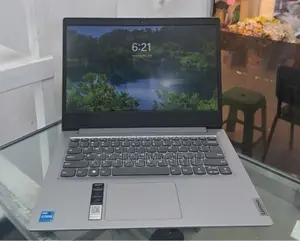 Photo - New Laptop Lenovo Ideapad 3 8GB Intel Core i3 SSD 256GB
