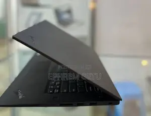 Photo - New Laptop Lenovo ThinkPad X1 Carbon 32GB Intel Core i7 SSD 512GB