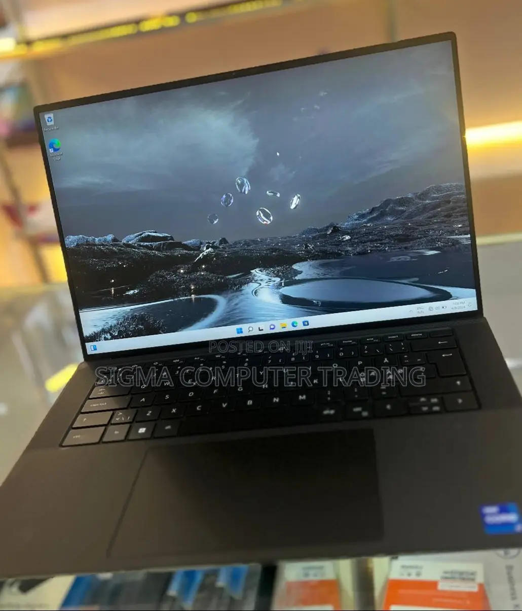 New Laptop Dell XPS 15 16GB Intel Core I7 SSD 512GB