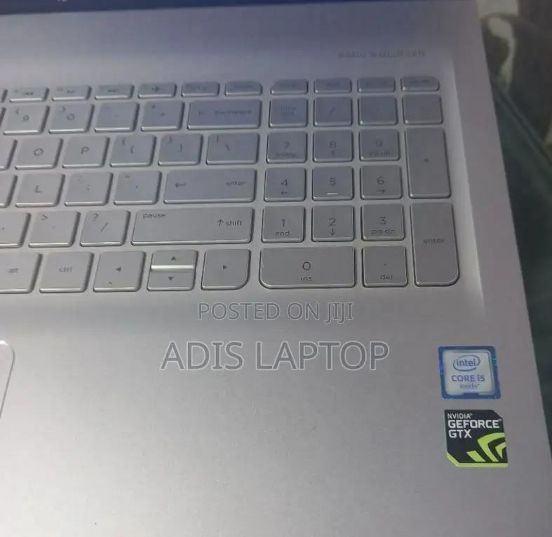 New Laptop HP Envy X360 8GB Intel Core I5 HDD+SSD 128GB