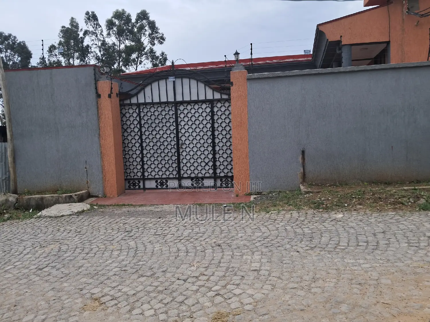 Furnished 4bdrm House in Ayat Gebireal, Yeka for sale