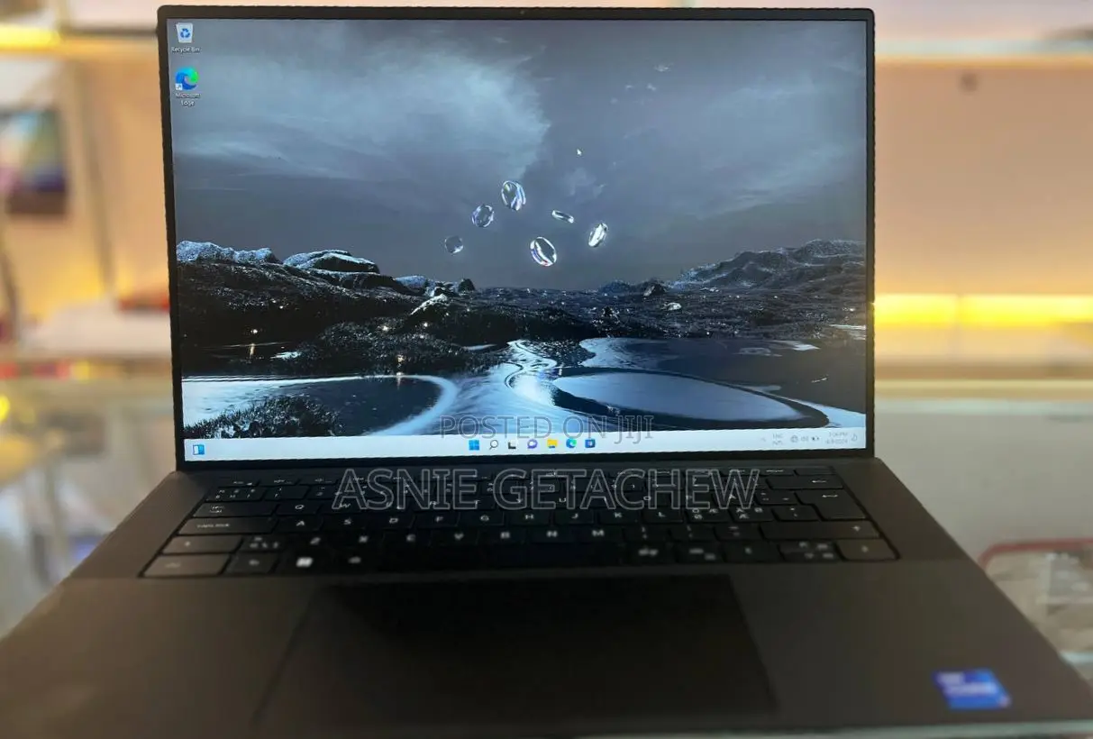 New Laptop Dell XPS 15 16GB Intel Core I7 SSD 512GB