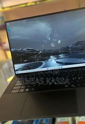 Photo - New Laptop Dell XPS 15 16GB Intel Core I7 SSD 512GB